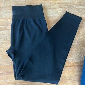 PINK Victoria Secret Black Seamless Leggings, Women's size M